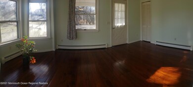 06 - Living Room