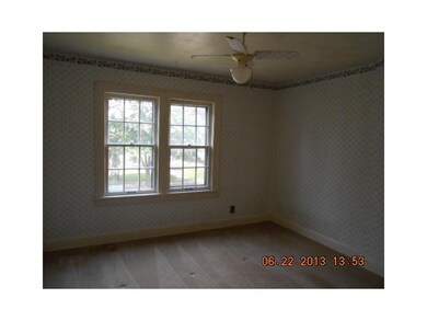 405 W 7th St, Anderson, IN 46016 - photo 7