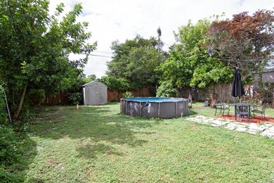 620 43rd St, West Palm Beach, FL 33407 - photo 3