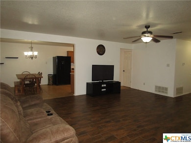 2303 Upland Bend Dr, Temple, TX 76502 - photo 6