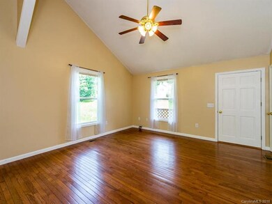 30 Faithful Ln, Leicester, NC 28748 - photo 3