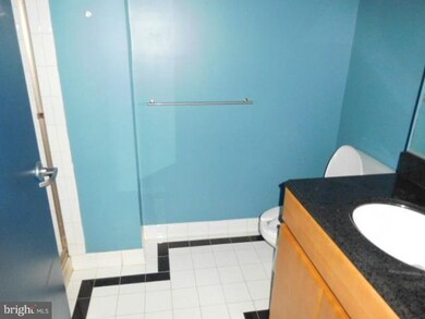 22 S Howard St unit R302, Baltimore, MD 21201 - photo 7