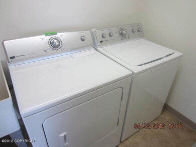 washer & dryer