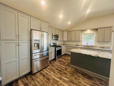 15 Meadowbrook Dr, Nashua, NH 03062 - photo 6