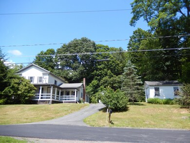 405 Prospect St, Hawley, PA 18428 - photo 2