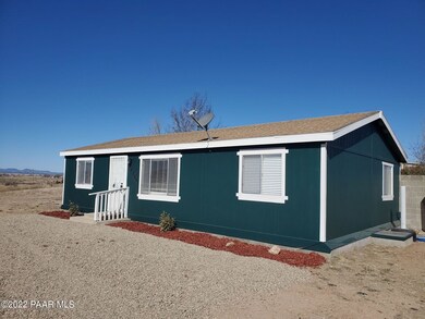 24790 N Mitchell Ln, Paulden, AZ 86334 - photo 4