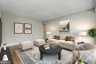 3800 Lyndhurst Dr unit 204, Fairfax, VA 22031 - photo 6