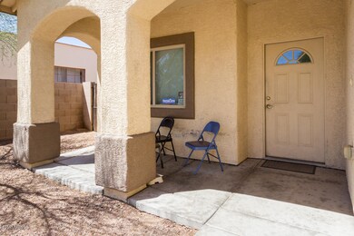 3 front patio & entry