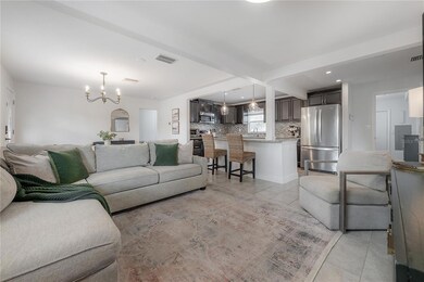 Great floor plan for gathering