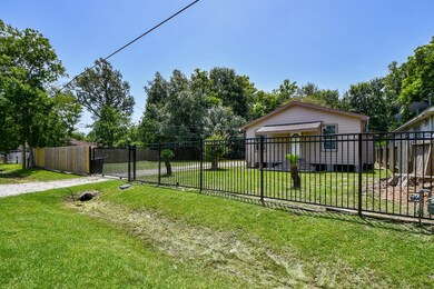 3910 Hurley St, Houston, TX 77093 - photo 2