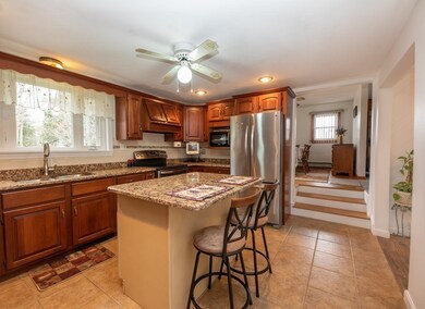 7 Holyoke St, Taunton, MA 02780 - photo 5