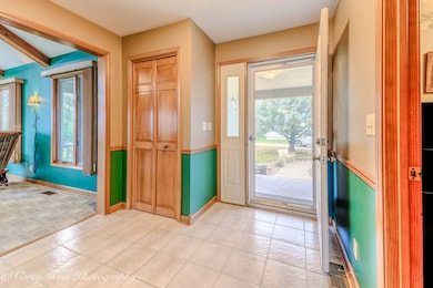 11N315 Mcgough Rd, Hampshire, IL 60140 - photo 2