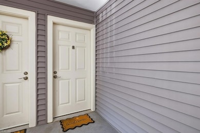 1001 Autumn Woods Ln unit 111, Virginia Beach, VA 23454 - photo 6