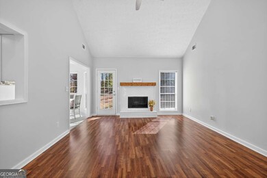 6512 Shady Valley Dr, Flowery Branch, GA 30542 - photo 5