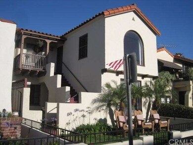 Beautiful 110 Claremont Avenue in Belmont Shore