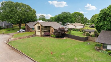 1405 W Huntsville St, Broken Arrow, OK 74011 - photo 2