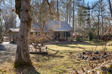 3455 Russell Rd, Grants Pass, OR 97526 - photo 2