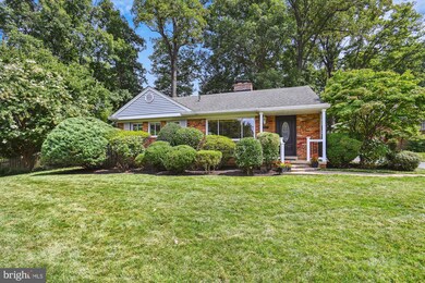 4201 Lamarre Dr, Fairfax, VA 22030 - photo 2