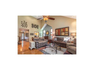See Hardwoods and Entry from LR