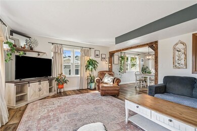 1013 36th St SE, Cedar Rapids, IA 52403 - photo 5