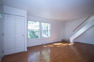 426 James Ct unit B, Glendale Heights, IL 60139 - photo 5