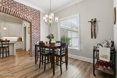 549 Eastpark-5