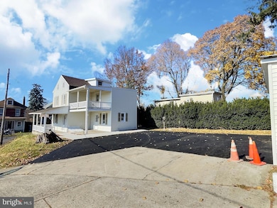 3003 Centre Ave, Reading, PA 19605 - photo 4