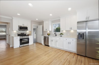 57 Remson St, Valley Stream, NY 11580 - photo 6