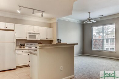 Kitchen/Living Area