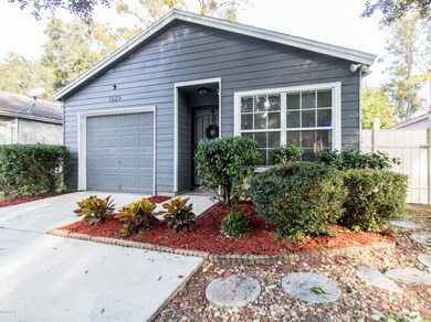 5629 Ellis Trace Dr, Jacksonville, FL 32205 - photo 5