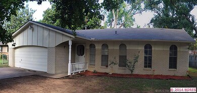 1017 N 2nd St, Jenks, OK 74037 - photo 3