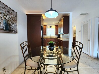 PRIVATE DINING