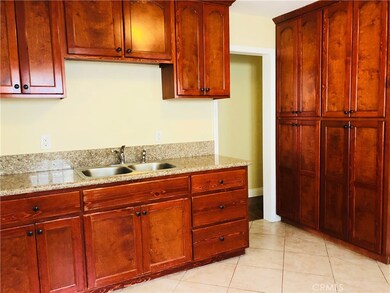 812 W 131st St, Compton, CA 90222 - photo 6