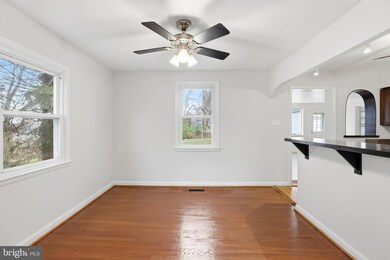 10 Matthews Ave, Cockeysville, MD 21030 - photo 7