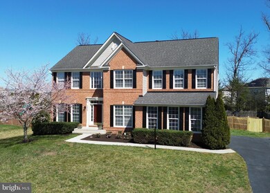 42248 Providence Ridge Dr, Chantilly, VA 20152 - photo 2