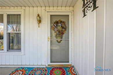 17242 Sycamore Rd, Grand Rapids, OH 43522 - photo 2