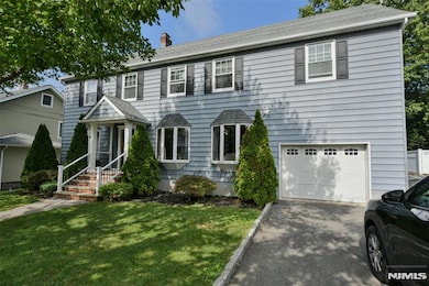 243 Cleveland Ave, Hasbrouck Heights, NJ 07604 - photo 4