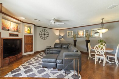 Spacious family room with eat in kitchen