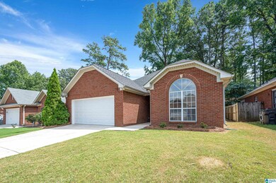 505 Lakeside Cir, Center Point, AL 35215 - photo 2
