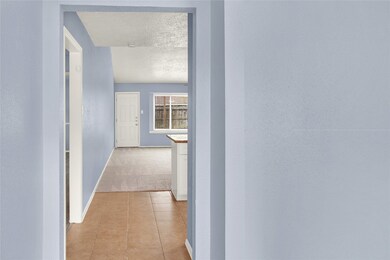 16810 Blackhawk Blvd, Friendswood, TX 77546 - photo 6