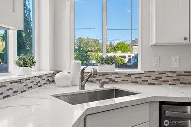 310 Olive St SE, Orting, WA 98360 - photo 6