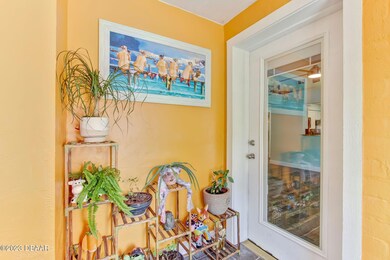 6-web-or-mls-30_827 S Beach St