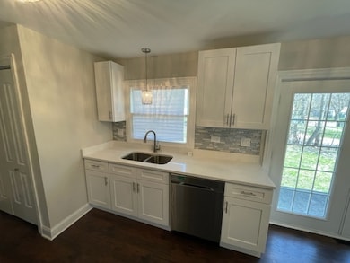 15303 Birch Rd, Markham, IL 60428 - photo 5