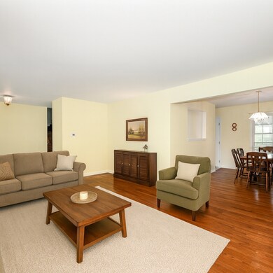 345 Green Valley Dr, Naperville, IL 60540 - photo 5