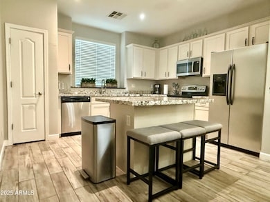 3708 E Kerry Ln, Phoenix, AZ 85050 - photo 2