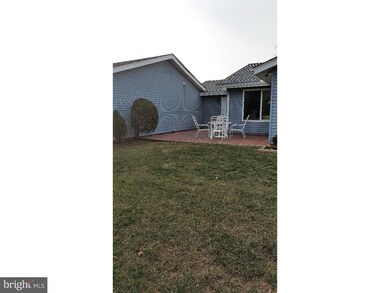 258 Doremus Dr unit B, Monroe Township, NJ 08831 - photo 7