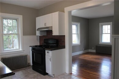 94 Early Ave, Warwick, RI 02889 - photo 5