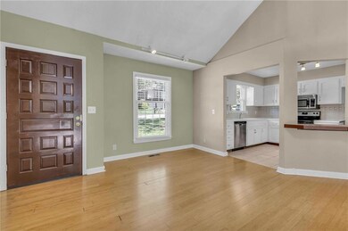 7014 Albervan St, Shawnee, KS 66216 - photo 6