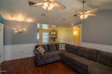 Family room 1.3