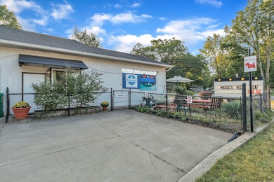 2639 S 3rd St, Niles, MI 49120 - photo 2